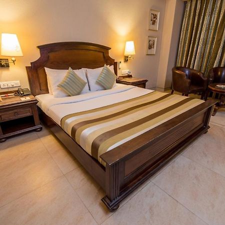 Hotel Le Cypress Bareilly Εξωτερικό φωτογραφία