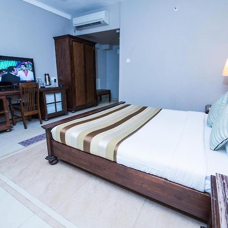 Hotel Le Cypress Bareilly Εξωτερικό φωτογραφία