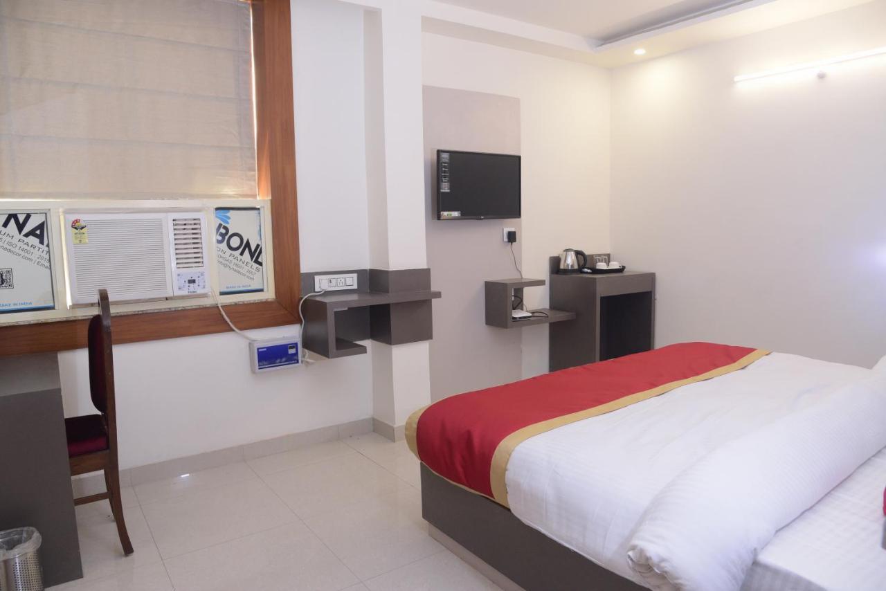 Hotel Le Cypress Bareilly Εξωτερικό φωτογραφία