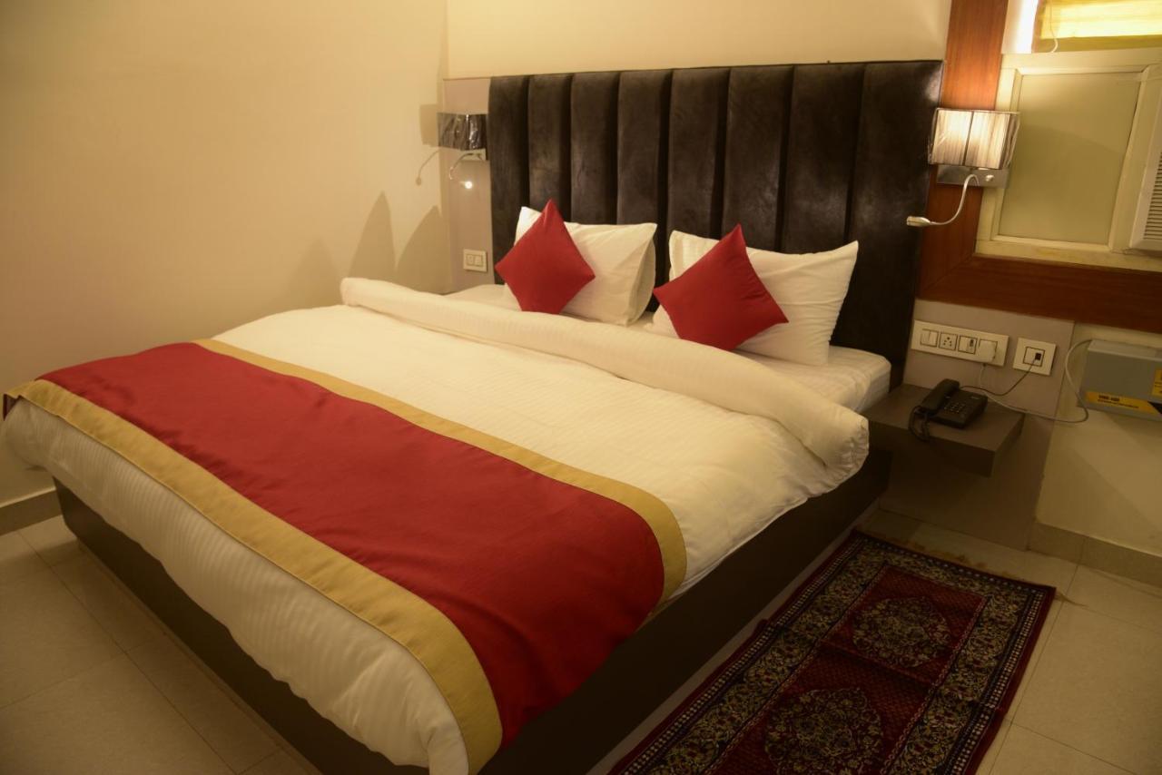 Hotel Le Cypress Bareilly Εξωτερικό φωτογραφία