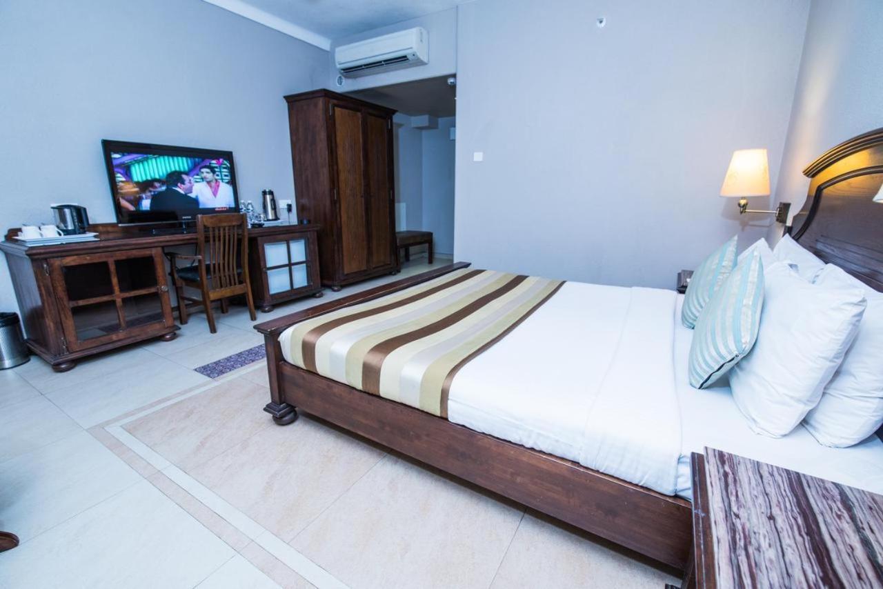 Hotel Le Cypress Bareilly Εξωτερικό φωτογραφία